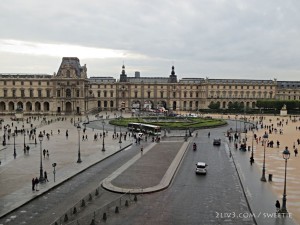 The outside - taken from the first floor of Louvre